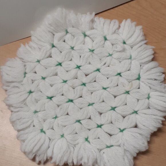 Set of 2 yarn potholders, & 1 crocheted with painted design doilee. - Picture 5 of 6